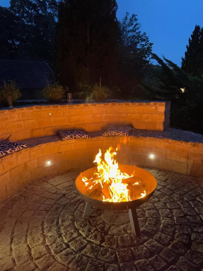 Gorgeous Country Cottage On Outskirts Of Bath With Wood Fired Hot Tub Midford Bagian luar foto